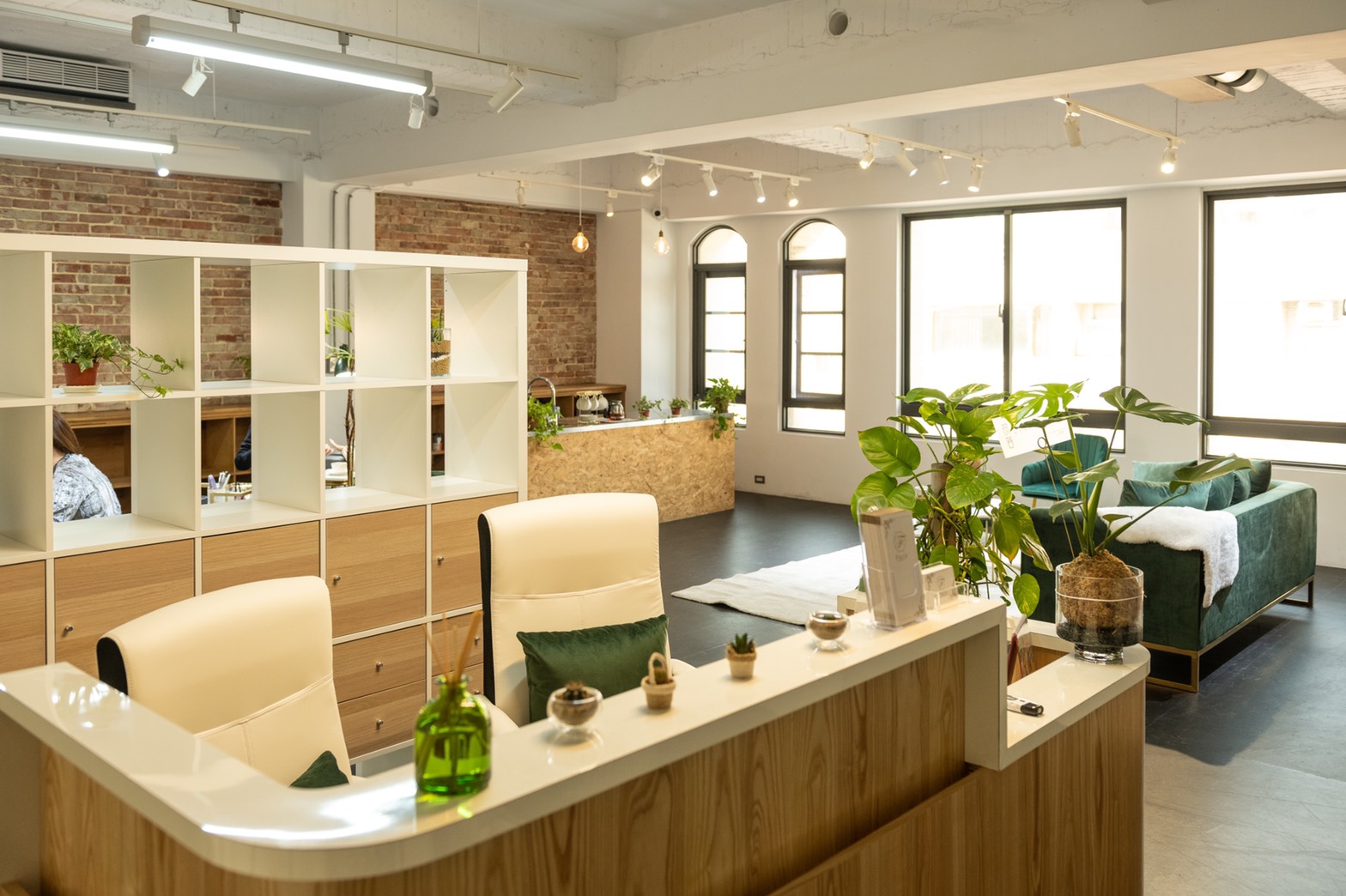 台中市西區美顏工場-Facia Ginza-台中店