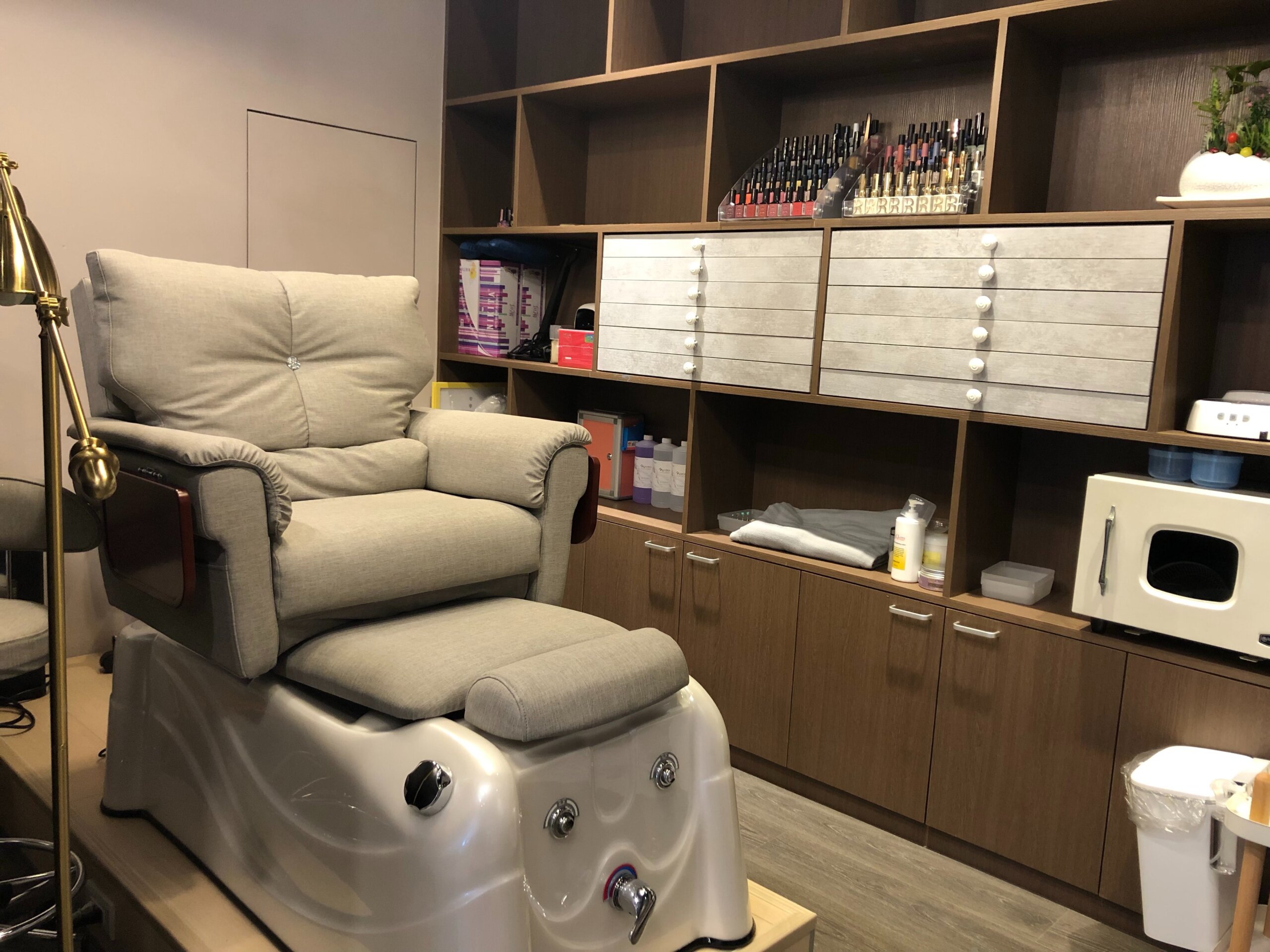 桃園市桃園區嗨執甲概念美學