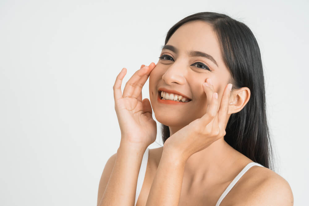 Attractive,Asian,Woman,Skin,Care,Image,On,White,Background